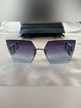 Dior sunglasses for women color Gray